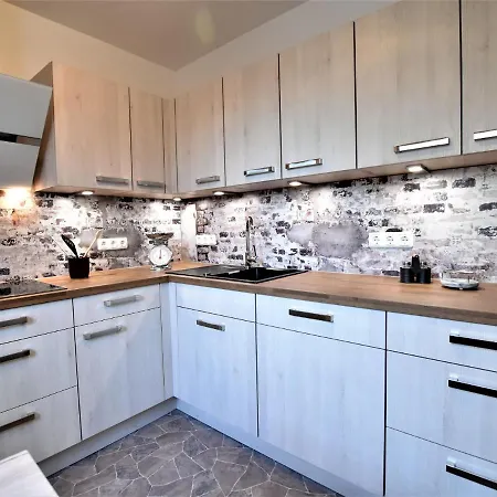 In Kluetz With Terrace, Garden Apartment *