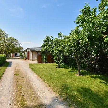 In Kluetz With Terrace, Garden Apartment *
